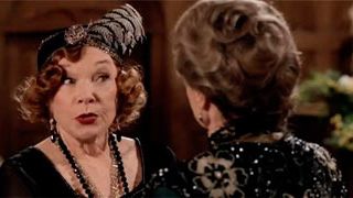 'Downton Abbey': Shirley MacLaine y Maggie Smith, cara a cara en el nuevo avance de la tercera temporada noticias imagen