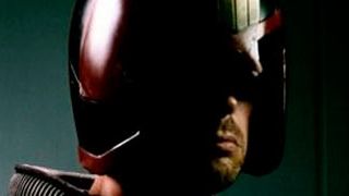 'Dredd 3D': "Yo soy la ley"... Karl Urban atemoriza a los malos en el nuevo clip del 'remake'