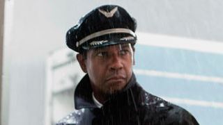 'Flight': nuevas imágenes de Denzel Washington