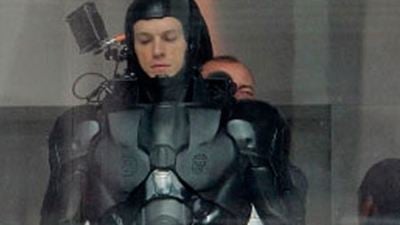 'Robocop': nuevas imágenes de Joel Kinnaman con el traje