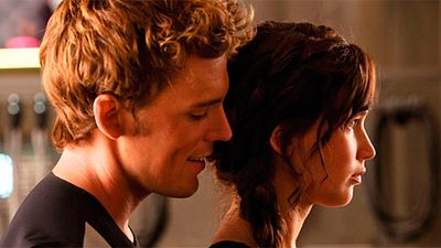 'Los juegos del hambre 2: En llamas': ¡Primera foto oficial de la película con Katniss y Finnick!