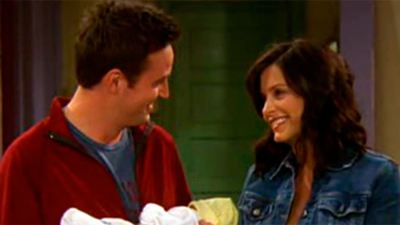 'Friends': Monica y Chandler se reencuentran en 'Go On'