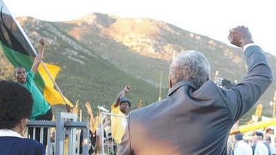 'Mandela: Long Walk To Freedom': emocionante teaser con Idris Elba como el líder sudafricano noticias imagen