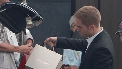 'Maps to the Stars': fotos del set de rodaje con Robert Pattinson y Julianne Moore noticias imagen