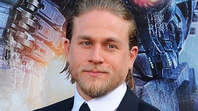 '50 sombras de Grey': Charlie Hunnam rompe su silencio tras su polémica marcha