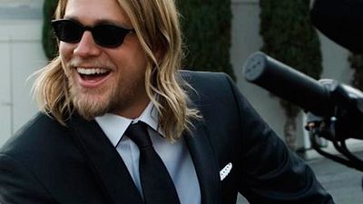 El productor de 'Cincuenta sombras de Grey': "A Charlie Hunnam no le daba tiempo a convertirse en Christian" noticias imagen