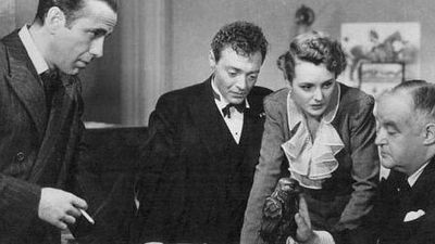 La figura de 'El halcón maltés', subastada por 2,6 millones de euros noticias imagen