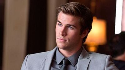 ¡EXCLUSIVA! 'Paranoia', con Liam Hemsworth, se estrenará el 28 de febrero en España como 'El poder del dinero' noticias imagen