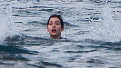 La actriz Anne Hathaway casi se ahoga en Hawaii noticias imagen