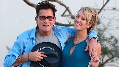 Charlie Sheen, prometido con la estrella del porno Brett Rossi