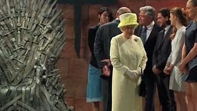'Juego de tronos': ¡mira cómo la Reina de Inglaterra visita el set de rodaje! noticias imagen