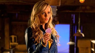 Laura Vandervoort quiere ser una villana en 'Supergirl' noticias imagen