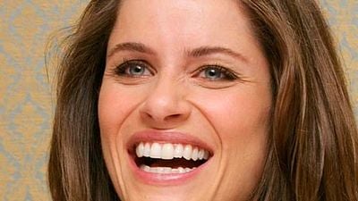 La esposa del showrunner de ‘Juego de Tronos’, Amanda Peet, pensaba que la serie era “horrible” noticias imagen