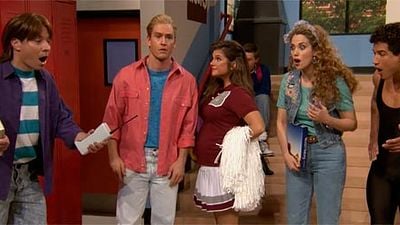 El reparto de ‘Salvados por la campana’ se reúne de nuevo interpretando sus míticos personajes noticias imagen