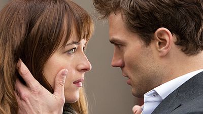 Protestas contra 'Cincuenta sombras de Grey' en la 'premiere' en Londres noticias imagen