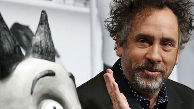 Tim Burton dirigirá la película de acción real de Disney 'Dumbo' noticias imagen