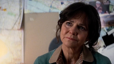 ‘Spider-Man’: Sally Field ríe ante la idea de hacer un ‘spin-off’ sobre la tía May noticias imagen