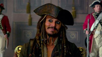 Johnny Depp se viste de Jack Sparrow para visitar un hospital infantil