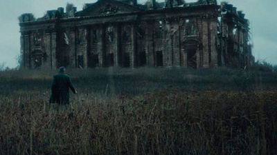 'Batman v Superman': Bruce Wayne camina en solitario en la nueva foto de 'El amanecer de la justicia' noticias imagen