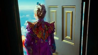 Primeros adelantos de 'Alicia a través del espejo' subtitulados al español noticias imagen