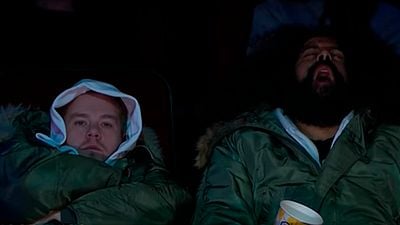 James Corden y Reggie Watts parodian a Shia LaBeouf con su #AllMyMovies en 'The Late Late Show' noticias imagen