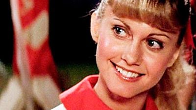 Así es como el padre de Olivia Newton-John ayudó a terminar la II Guerra Mundial noticias imagen