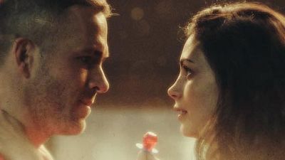 'Deadpool' se convierte en una comedia romántica en sus nuevos posters noticias imagen