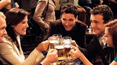 Los creadores de 'Cómo conocí a vuestra madre' desarrollan una serie sobre amores a distancia para CBS noticias imagen