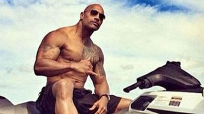 'Los vigilantes de la playa': Dwayne Johnson publica una nueva imagen junto a Zac Efron
