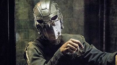 'The Flash': El showrunner habla sobre la identidad del Hombre de la Máscara de Hierro  noticias imagen