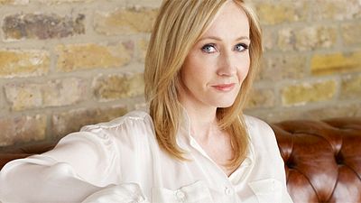 'Harry Potter': La silla en la que J.K. Rowling escribió 'La Piedra Filosofal' y 'La Cámara Secreta' vuelve a subastarse