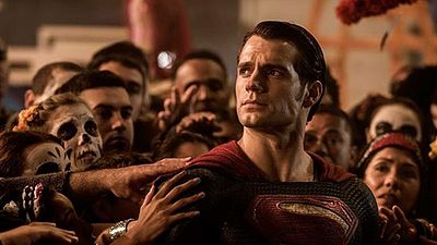 'Batman v Superman': La película de Zack Snyder lidera la taquilla española en su fin de semana de estreno noticias imagen