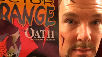 'Doctor Extraño': Benedict Cumberbatch acude a una tienda de cómics vestido como el superhéroe noticias imagen