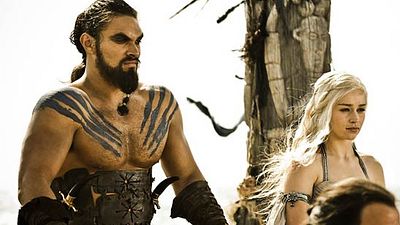 'Juego de Tronos': Emilia Clarke habla del pene de Jason Momoa noticias imagen