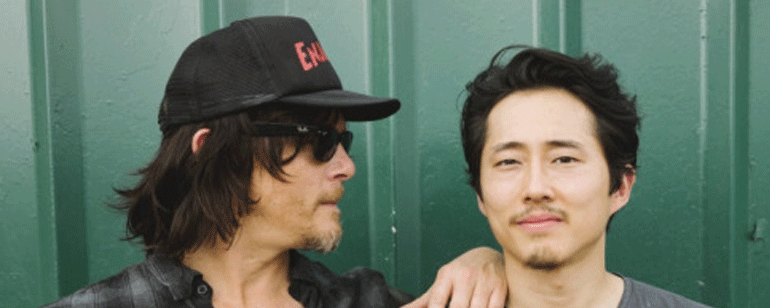 'The Walking Dead': Steven Yeun y Norman Reedus ayudan en un accidente de tráfico noticias imagen