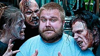 Robert Kirkman rectifica sus polémicas declaraciones sobre George R.R. Martin noticias imagen