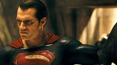 'Batman v Superman': Ben Affleck desnudo y Henry Cavill sin camiseta en la edición especial en DVD noticias imagen