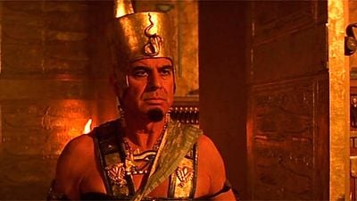 Muere a los 74 años Aharon Ipalé, el faraón Seti I de 'La momia' y 'El regreso de la momia' noticias imagen