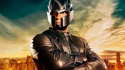 'Arrow': Diggle llevará una nueva máscara en la quinta temporada... ¡Diseñada por Cisco!