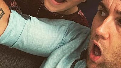 'Stranger Things': Matthew Lewis revela que es fan de la serie con una fotografía de su tatuaje noticias imagen