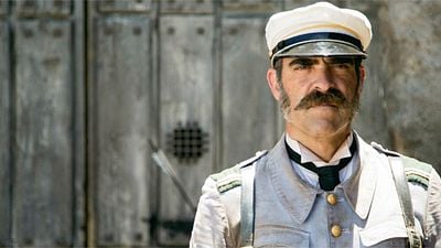 '1898: Los últimos de Filipinas': Luis Tosar encabeza el póster final en EXCLUSIVA de la película noticias imagen
