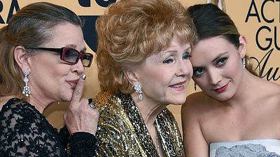 Billie Lourd rinde un homenaje a su madre Carrie Fisher y a su abuela Debbie Reynolds con este emotiva imagen