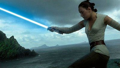 'Star Wars: Los últimos Jedi': ¿Construirá Rey su propio sable láser en la película?  noticias imagen