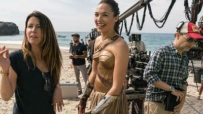 CONFIRMADO: Patty Jenkins dirigirá 'Wonder Woman 2' noticias imagen
