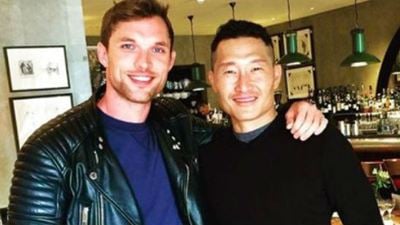 'Hellboy': Ed Skrein visita a Daniel Dae Kim durante el rodaje del 'reboot' 
