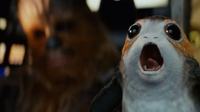 'Star Wars: Los últimos Jedi': ¿Quién es el 'amigo' porg de Chewbacca que aparece en el nuevo tráiler?