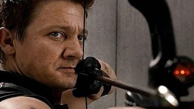 'Vengadores 4': Ojo de Halcón viste el traje de Ronin en las nuevas imágenes del 'set' de rodaje noticias imagen