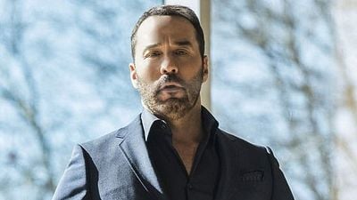 La actriz Ariane Bellamar acusa a Jeremy Piven ('El séquito') de abuso sexual noticias imagen