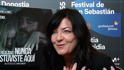 Lynne Ramsay ('En realidad, nunca estuviste aquí'): "Cuando Joaquin Phoenix se metió en ese personaje, parecía El jorobado de Notre-Dame; un monstruo, o un demonio"