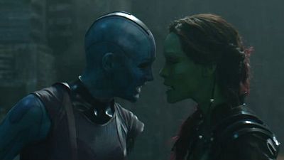 'Vengadores: Infinity War': Zoe Saldana bromea con Karen Gillan en el ‘set’ de rodaje noticias imagen